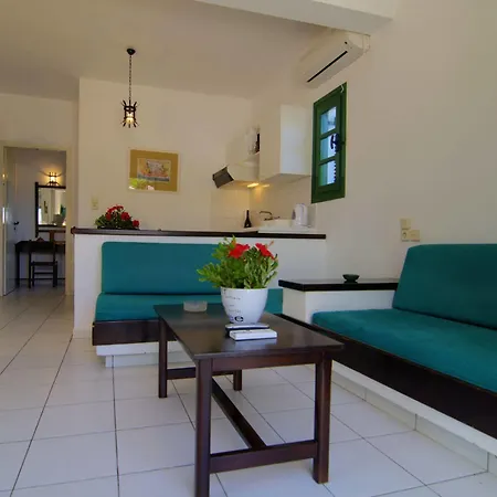 Sirius Aparthotel 2*